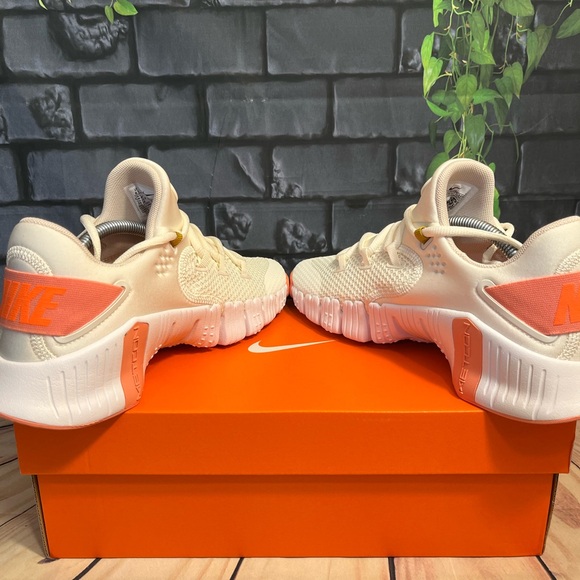 Nike Free Metcon 4 - Picture 6 of 10